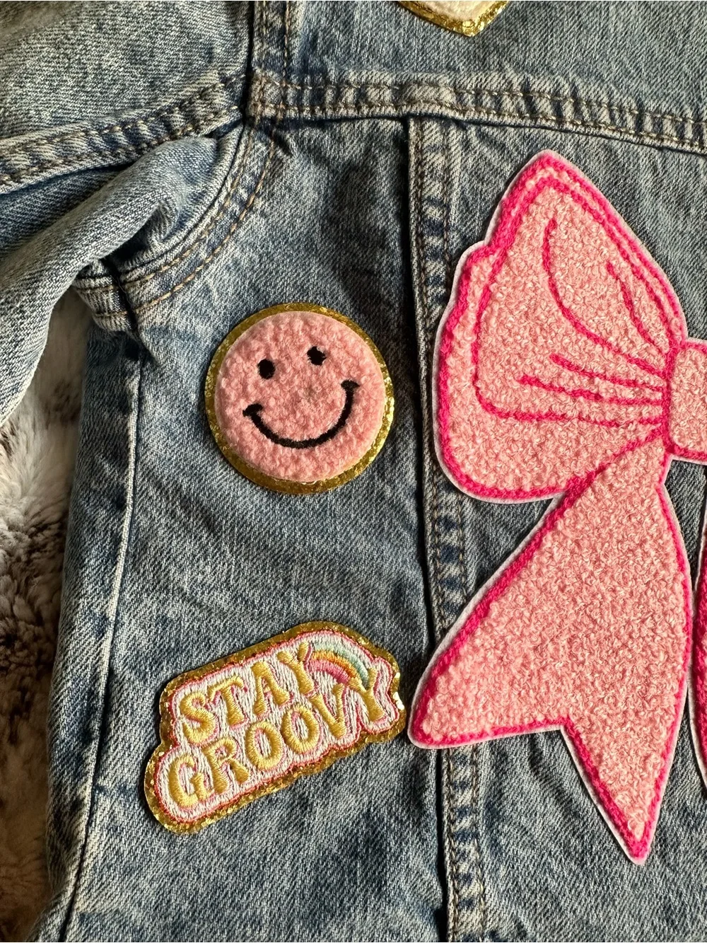 Osh kosh Denim girls Jacket 3t with Pink Bow & Heart Patches